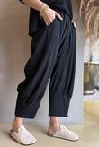 Jo Jo Quirky Classic Barrel Pant Black